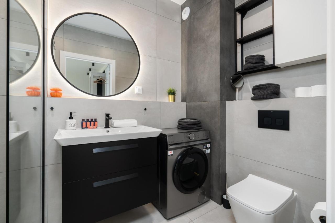 Stara Cegielnia Lake View Apartment By Renters Prestige Posen Exterior foto